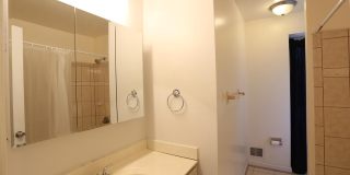 8523 ELECTRIC Avenue Gallery 22