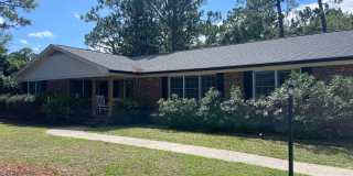 Near UNCW Campus | 4-Bedroom, 2-Bath Gallery 1