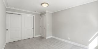 14 S Street NE Gallery 18