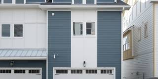 Beautiful Charlotte Park Townhome With Two Car Garage Gallery 46