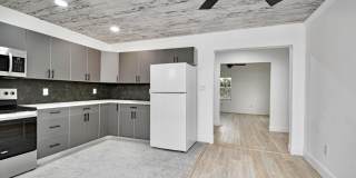 318 N E Street Gallery 10