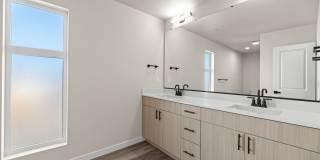 New Construction - Luxury Townhomes Now Avail! Gallery 10