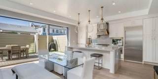 710 E Avenue Gallery 11