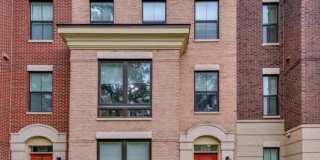 518 HARBORVIEW Drive Gallery 1