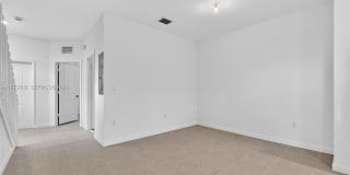 2650 Southeast 29th Street Gallery 8