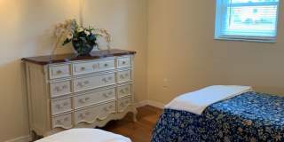 Spectacular Fully Furnished SEASONAL Home with Golf Course views and pool* Gallery 15