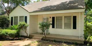Gorgeous 1940's home in Central Austin! Gallery 3