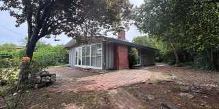 CUPERTINO-charming Eichler house for rent in the heart of Cupertino Gallery 1