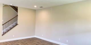Amazing 5 bedrooms/4 full baths brand New SMART home in beautiful new Tampa community! Gallery 12