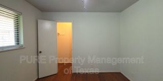 3000 Lakeside Dr 3000 Lakeside Dr Gallery 33