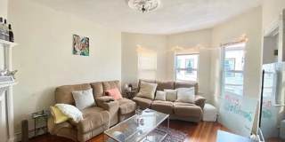 4 Bed in Mission Hill Close to Brigham Circle Gallery 8