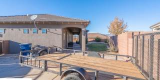 Stunning 2 Bedroom Fully Furnished Home. Community Pool & Mini Golf! Gallery 79