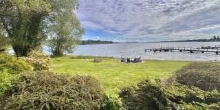 Rare Kirkland Condo on the Juanita Waterfront! Available August 1st, 2026! Gallery 4