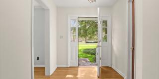 511 Roxbury Road Gallery 2