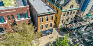 2315 N Southport Ave Gallery 1