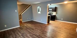 Updated Townhouse!! Updated Townhouse!! Gallery 6