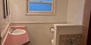 Charming home with large bedrooms Gallery 23