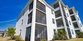 Seasonal Short-Term 3 Bedroom 2 Bathroom First Floor Condo located in Wellen Golf & Country Club! Gallery 23