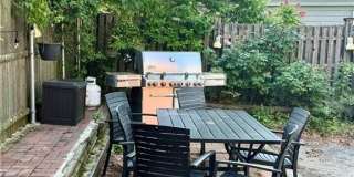 552 Hope Street Gallery 16