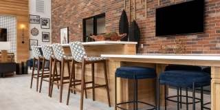 Troubadour Gallery 129