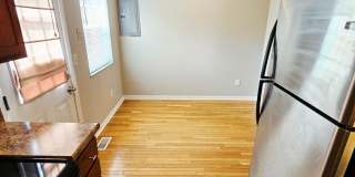MOVE-IN READY! 2BR Townhome in Clintonville near OSU – W/D, Parking, Pet Friendly Gallery 13