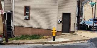 836 Wyandotte Street Gallery 1