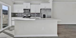 5044 SILVER OAK Drive Gallery 1