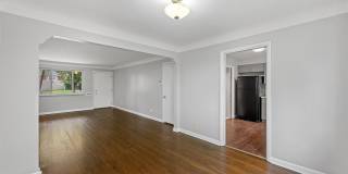 1723 Tuxworth Avenue Gallery 17