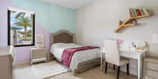 11173 Manatee Gallery 30
