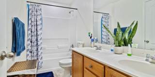 3 Bedroom w/Game Room Gallery 19