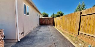 Great home available NOW Gallery 25