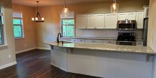 Private Treehouse Views - 3 Bed 2 Bath Home on Cul de sac in Bella Vista! Gallery 6