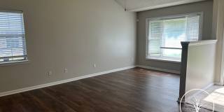 ENJOY A $500 MOVE-IN CREDIT WHEN YOU LEASE TODAY!** Gallery 7