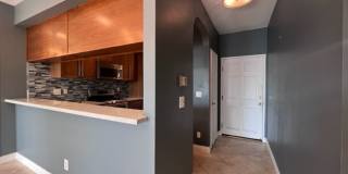 Beautiful two bedroom, two bath Condo In Long Beach Gallery 7