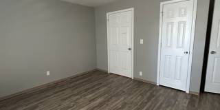 1516 N. Brook Ct. Gallery 17