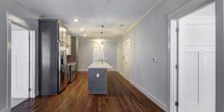 525 East Apartments Gallery 34