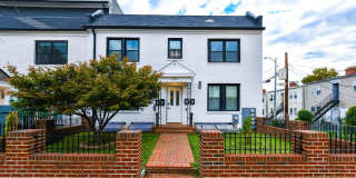 1274 MEIGS Place NE Gallery 1