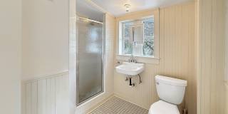 401 Shook Gallery 30