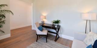 Newer Construction in Manhattan Beach Hill Section Gallery 4