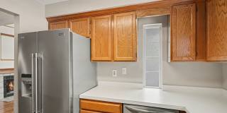 Beautiful Littleton Townhome | 2 Bed + 3 Bath | Nearly 2,000 Sq Ft | Prime Location Gallery 9