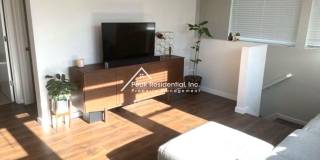 Beautifully Updated 1bd/1ba Land Park Area Condo with 1 Car Garage! Gallery 5