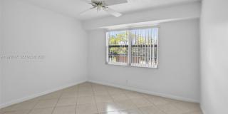 3300 W Rolling Hills Cir Gallery 18