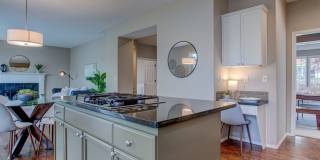 Sought after Remington 4bed 2.5bath with Lots of Yard Space! Gallery 14