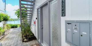 6047 E PEPPERTREE WAY Gallery 24
