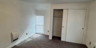 RENOVATED UPSTAIRS 2 BEDROOM HOME- FULL PRIVATE UPPER LEVEL RENOVATED UPSTAIRS 2 BEDROOM HOME- FULL PRIVATE UPPER LEVEL Gallery 9