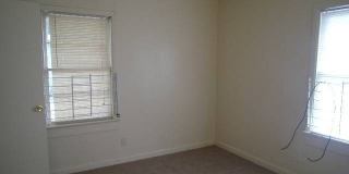 3 bdrm 1 bath Gallery 4