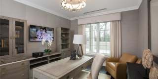 3000 Royal Court Gallery 18