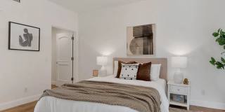 Hidden-Gem Townhouse in WeHo: 2 Bed/2.5 Bath, Private Entrance + Patios, 2 Parking, Norma Triangle Gallery 11