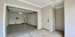 629 N Queen Street Gallery 57