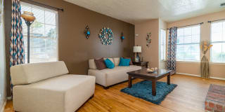 Oak Tree Park Apartments Gallery 2